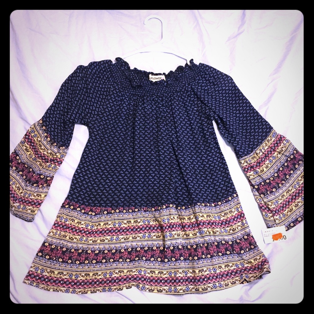 Flower print flowie off the shoulder shirt